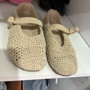 Zara size 35 girls shoes worn good condition